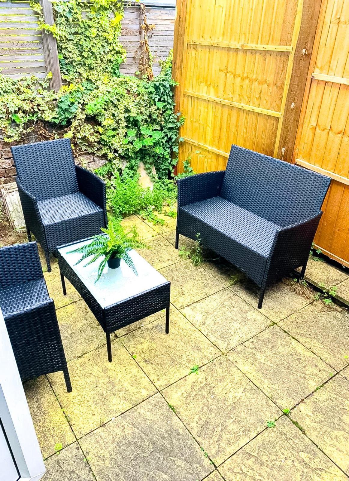 1-Bedroom Flat With Small Garden & Paid Parking In Finsbury Park, Highbury Londres Extérieur photo